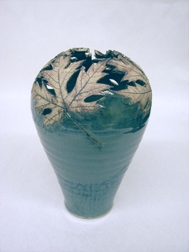 Leaf vase